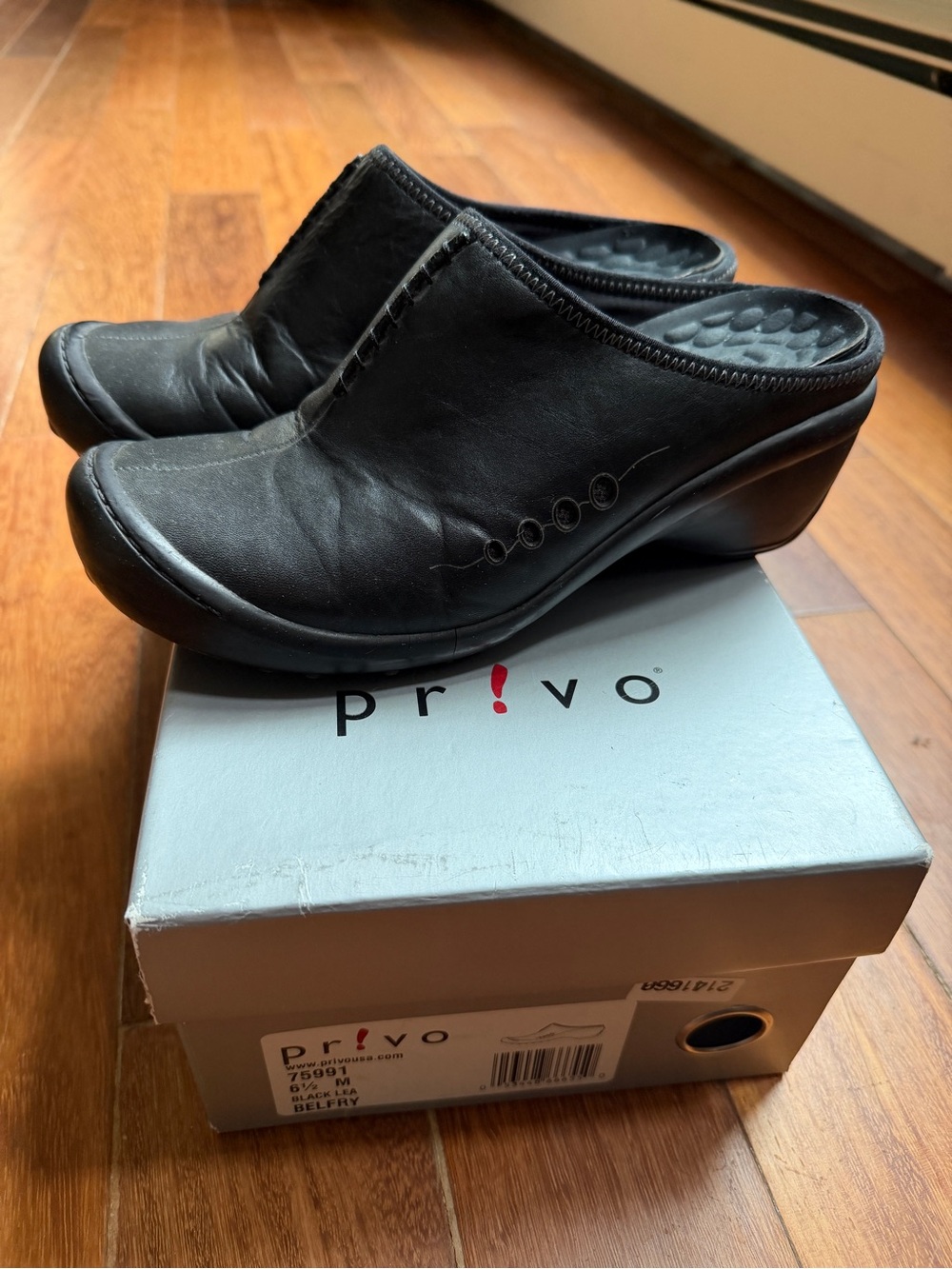 PRIVO by Clark’s Belfry Black Leather Slip-On Clog Mules 75991 sz Women 6.5M